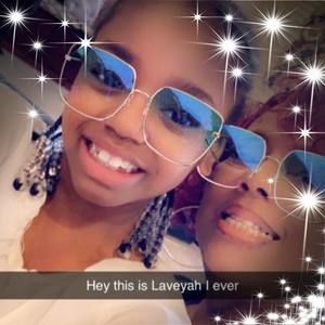 Meet your Posher, Evelyn